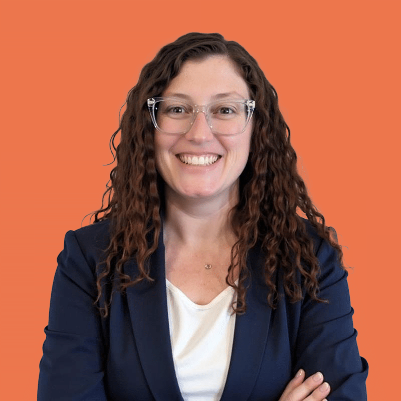 leader-carrie-galvan